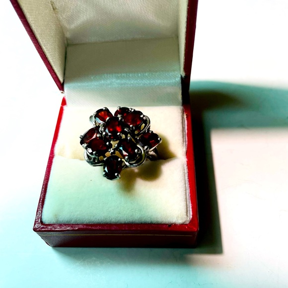 Garnet Floral Ring 925 Silver - Picture 12 of 14